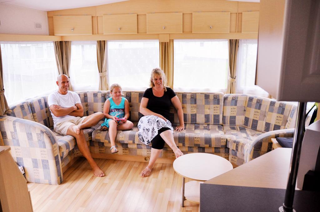 Oostappen Vakantiepark Riviera Beach Biddinghuizen Kamer foto