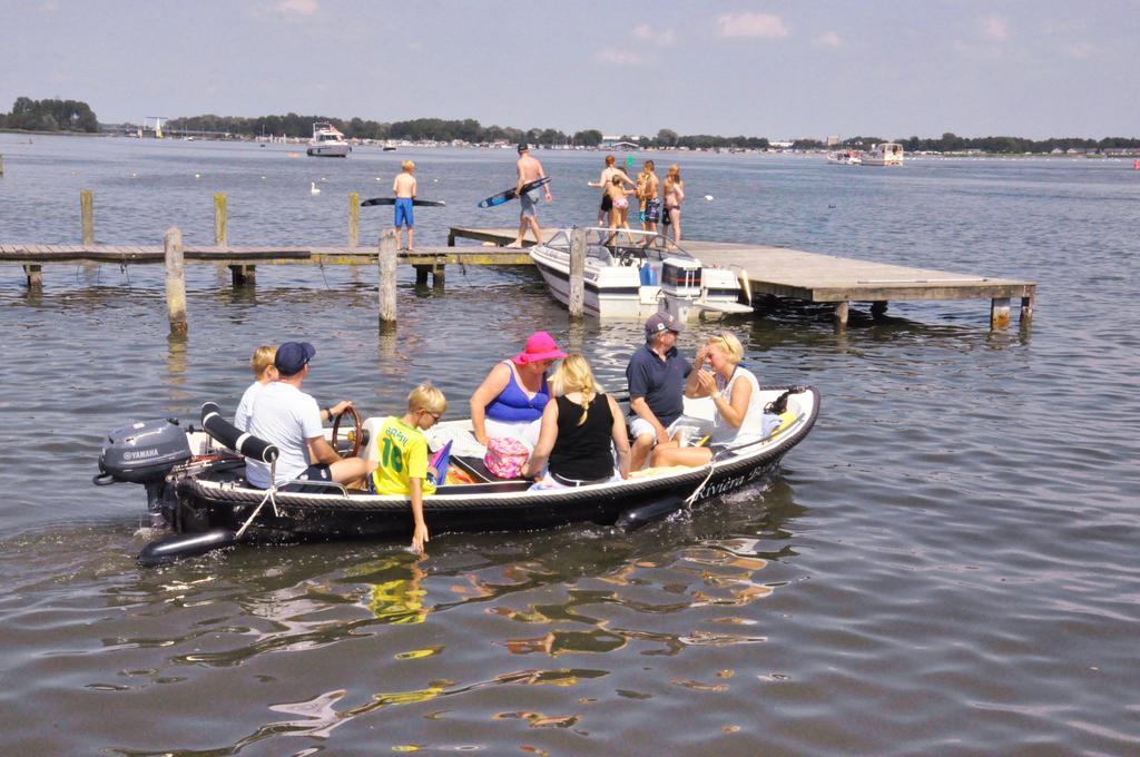 Oostappen Vakantiepark Riviera Beach Biddinghuizen Buitenkant foto