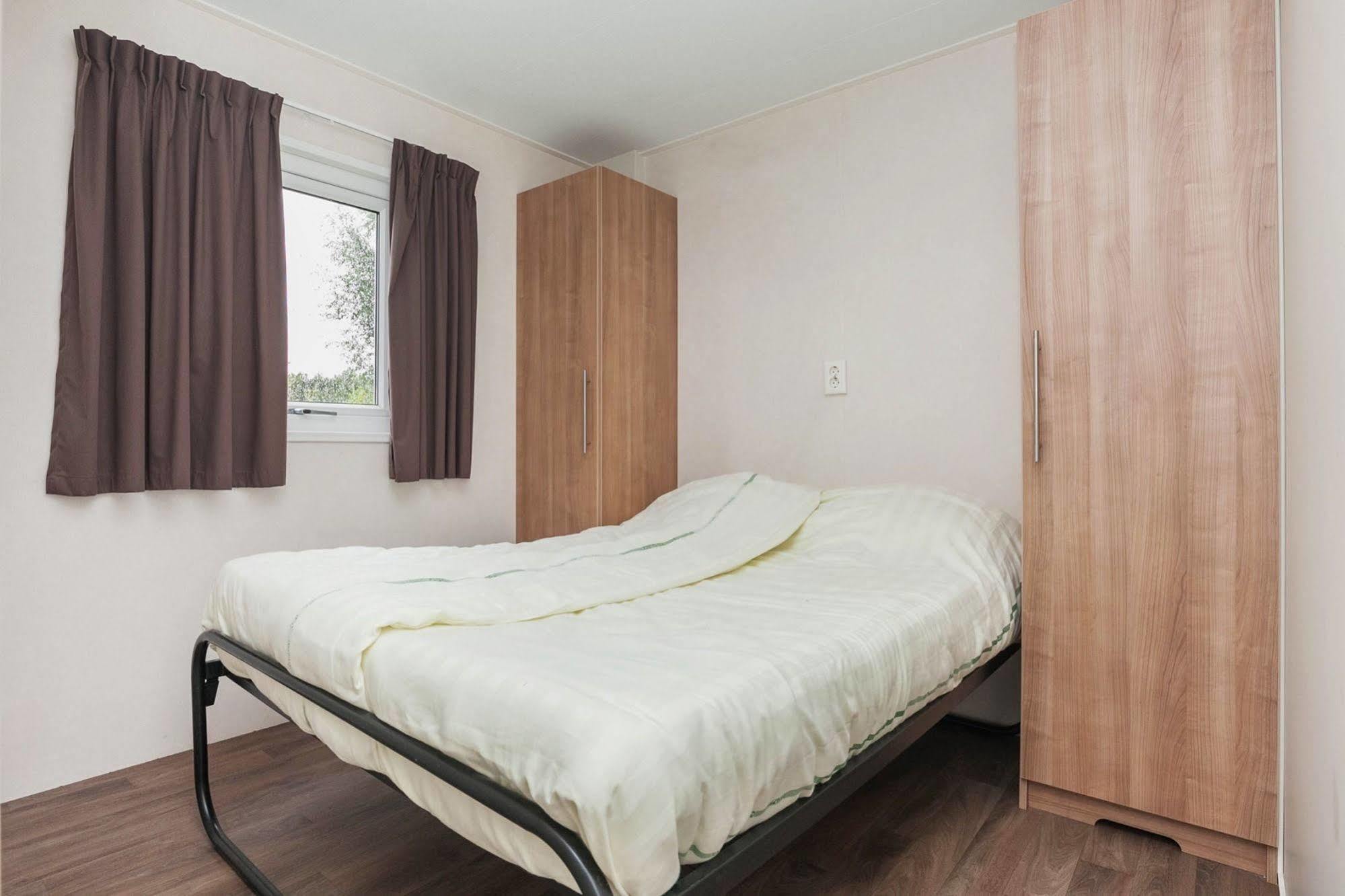 Oostappen Vakantiepark Riviera Beach Biddinghuizen Buitenkant foto